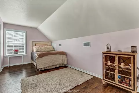 Bedroom - 9450 Deep Well Rd, Bryan, TX 77808 photo 5 of 5