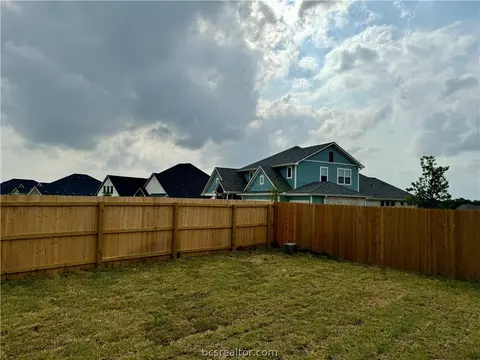 Exterior - 3537 Chantilly Path, Bryan, TX 77808 photo 5 of 6