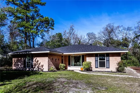 301 Smith Hill Rd, Huntsville, TX 77320