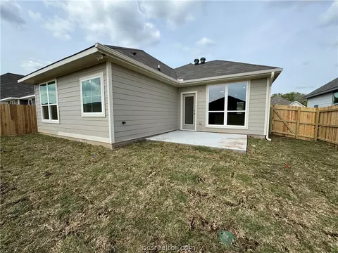 Exterior - 1925 Chief St, Bryan, TX 77807 photo 8 of 11