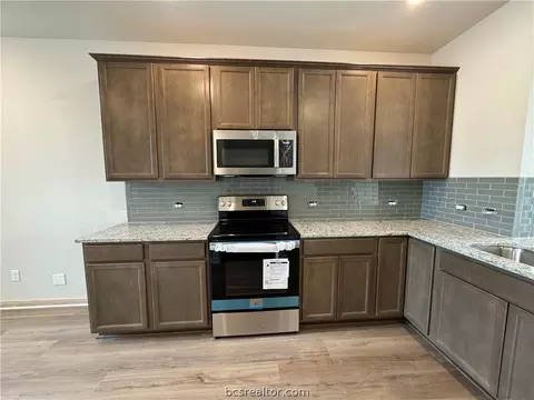 Kitchen - 1925 Chief St, Bryan, TX 77807 photo 1 of 4