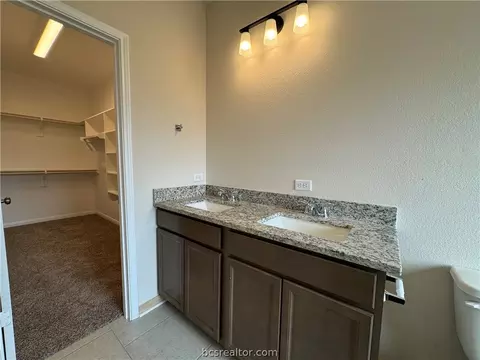 Bath - 1925 Chief St, Bryan, TX 77807 photo 3 of 3