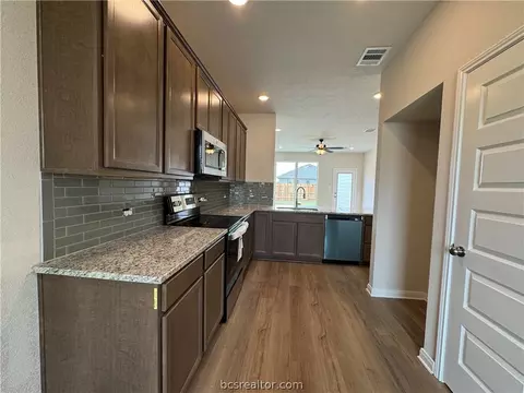 Kitchen - 1925 Chief St, Bryan, TX 77807 photo 2 of 4