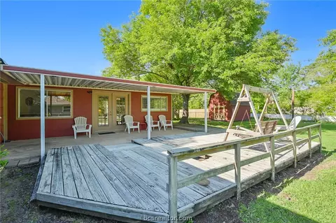 3907 Tanglewood Dr, Bryan, TX 77802 photo 17