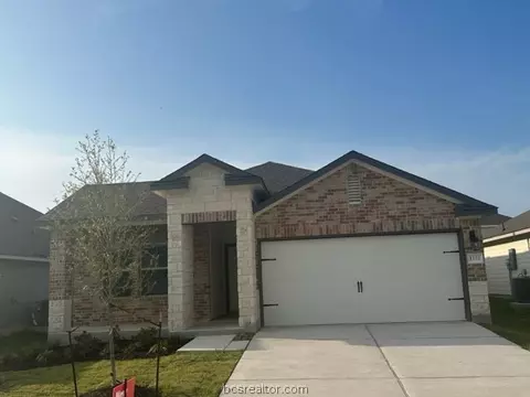 1173 Patriot Dr, College Station, TX 77845