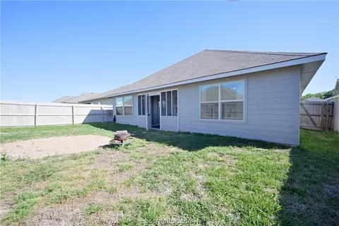 Exterior - 1975 Cartwright St, Bryan, TX 77807 photo 3 of 4