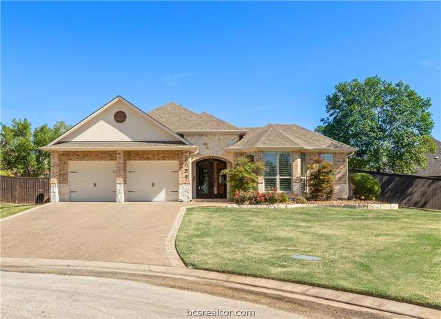 2934 Blue Belle Dr, Bryan, TX 77807