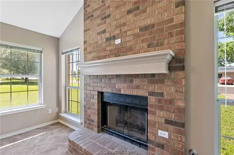 1608 Luza St, Bryan, TX 77802 photo 9