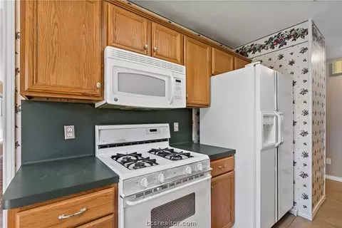 1608 Luza St, Bryan, TX 77802 photo 12