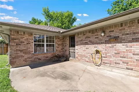 1608 Luza St, Bryan, TX 77802 photo 21
