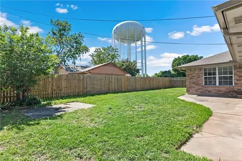 1608 Luza St, Bryan, TX 77802 photo 22
