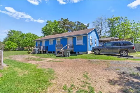 704 Boulevard St, Bryan, TX 77803 photo 3