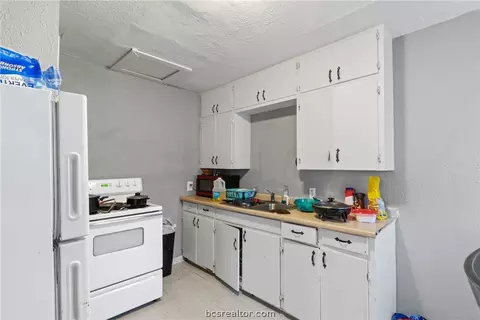 704 Boulevard St, Bryan, TX 77803 photo 7
