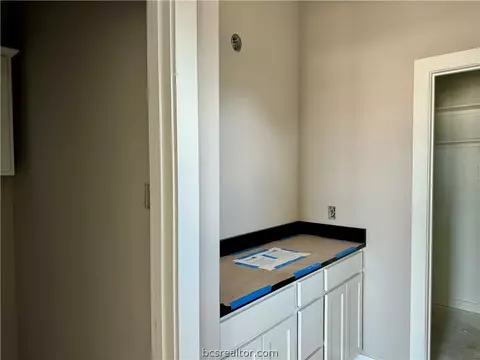 2813 Messenger Way, Bryan, TX 77802 photo 6