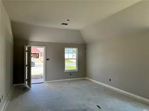 2813 Messenger Way, Bryan, TX 77802 photo 4