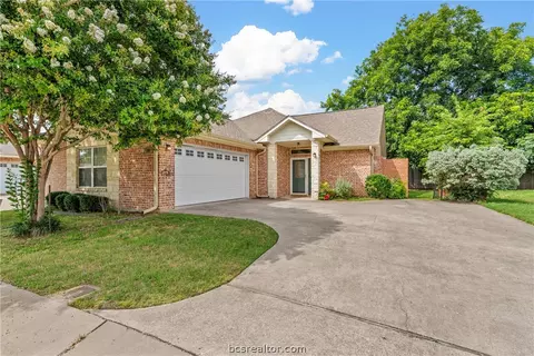 328 Wagon Wheel Cir, Waco, TX 76706