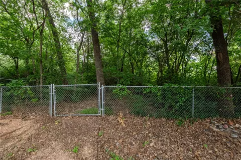 406 Woodson Dr, Bryan, TX 77801 photo 29