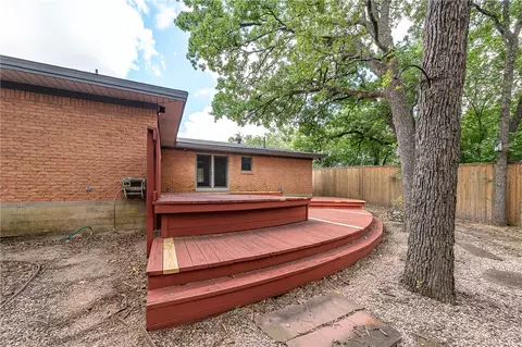 406 Woodson Dr, Bryan, TX 77801 photo 27