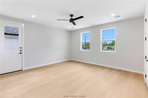 1407 Conner St, Bryan, TX 77808 photo 3