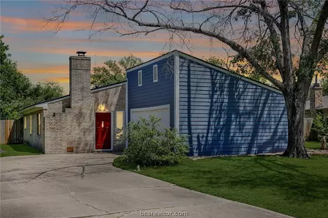 2905 Lodgepole Dr, College Station, TX 77845