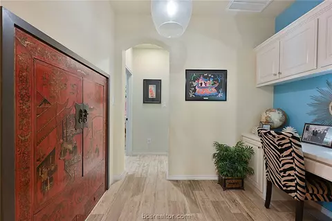 Entry Way - 4305 Willowick Dr, Bryan, TX 77802 photo 2 of 2
