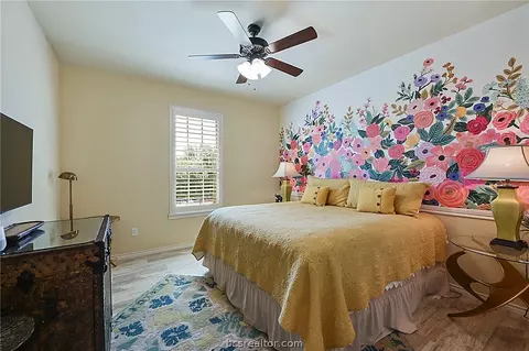 Bedroom - 4305 Willowick Dr, Bryan, TX 77802 photo 4 of 4