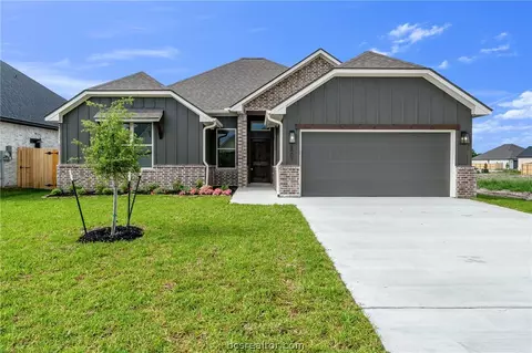 2807 Bombay Ct, Bryan, TX 77808