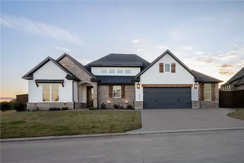 2324 Terrapin Trl, College Station, TX 77845