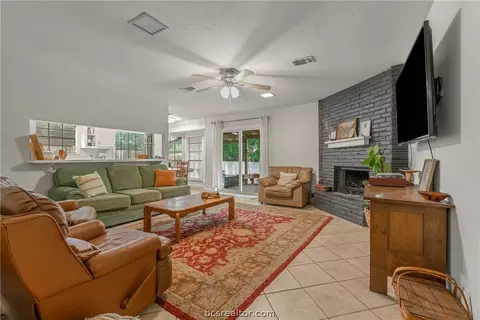 3003 Adrienne Dr, College Station, TX 77845