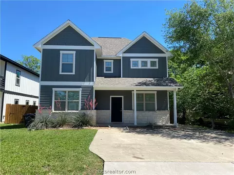 305 Glade St, College Station, TX 77840