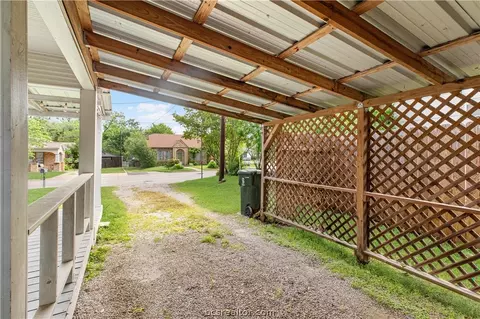 Exterior - 1111 E 25th St, Bryan, TX 77803 photo 4 of 10