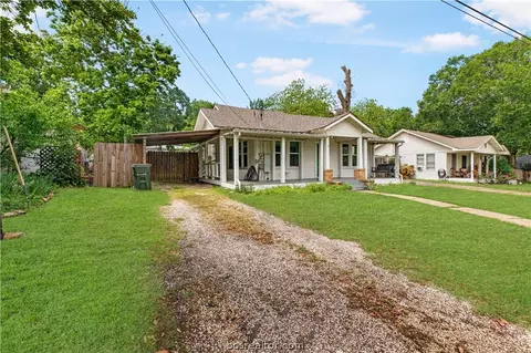 Exterior - 1111 E 25th St, Bryan, TX 77803 photo 3 of 10