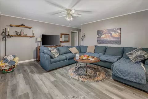 1216 Barak Cir, Bryan, TX 77802 photo 7