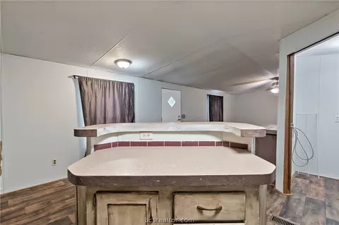 6241 Fourwinds Dr, Bryan, TX 77808 photo 14