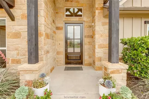 Entry Way - 3328 Covington Ct, Bryan, TX 77808 photo 1 of 2