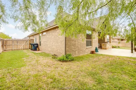 Exterior - 3328 Covington Ct, Bryan, TX 77808 photo 11 of 11