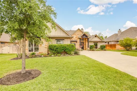 Exterior - 3328 Covington Ct, Bryan, TX 77808 photo 3 of 11