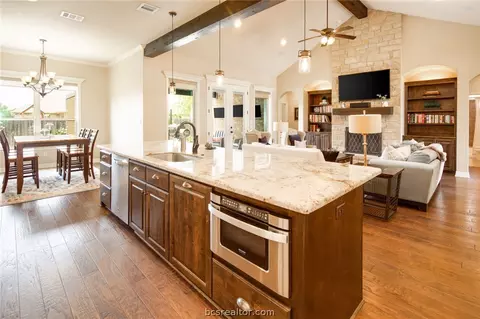 Kitchen - 3328 Covington Ct, Bryan, TX 77808 photo 2 of 5