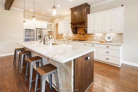 Kitchen - 3328 Covington Ct, Bryan, TX 77808 photo 3 of 5