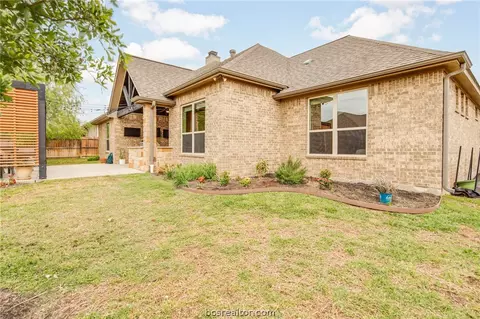 Exterior - 3328 Covington Ct, Bryan, TX 77808 photo 10 of 11