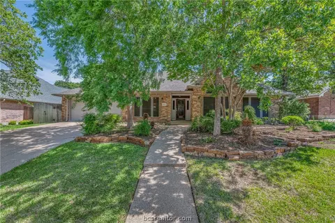 3947 Dove Trl, College Station, TX 77845