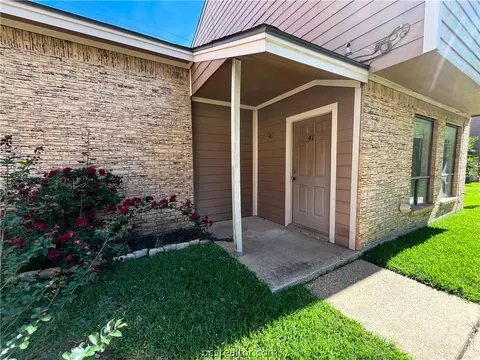 2807 Wildflower Drive 41, Bryan, TX 77802