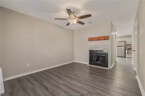 Living - 1104 Verde Dr, Bryan, TX 77801 photo 2 of 2