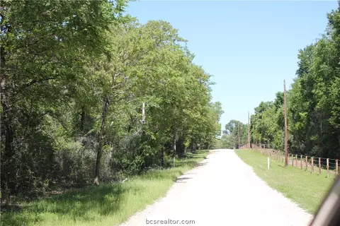 12380 Post Oak Ln, Bryan, TX 77807 photo 7