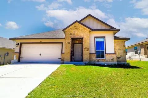 1503 Mckinney Ct, Brenham, TX 77833