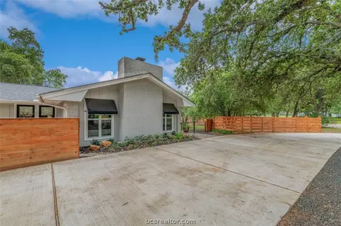 307 Hensel Ave, Bryan, TX 77801 photo 9
