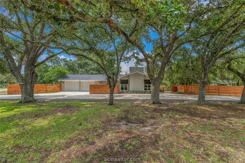 307 Hensel Ave, Bryan, TX 77801 photo 6