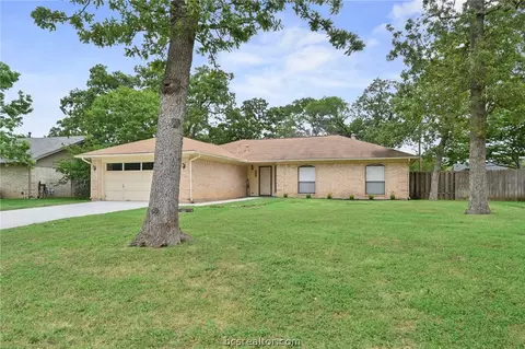 1104 Haley Pl, College Station, TX 77845