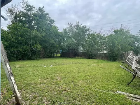 Exterior - 1407 E 23rd St, Bryan, TX 77803 photo 5 of 6