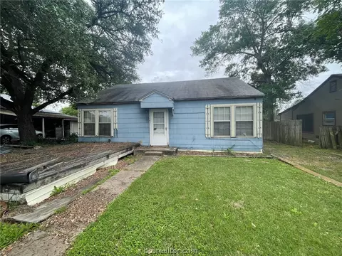 Exterior - 1407 E 23rd St, Bryan, TX 77803 photo 3 of 6